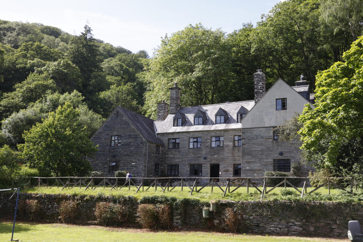 Plas Dol-y-Moch